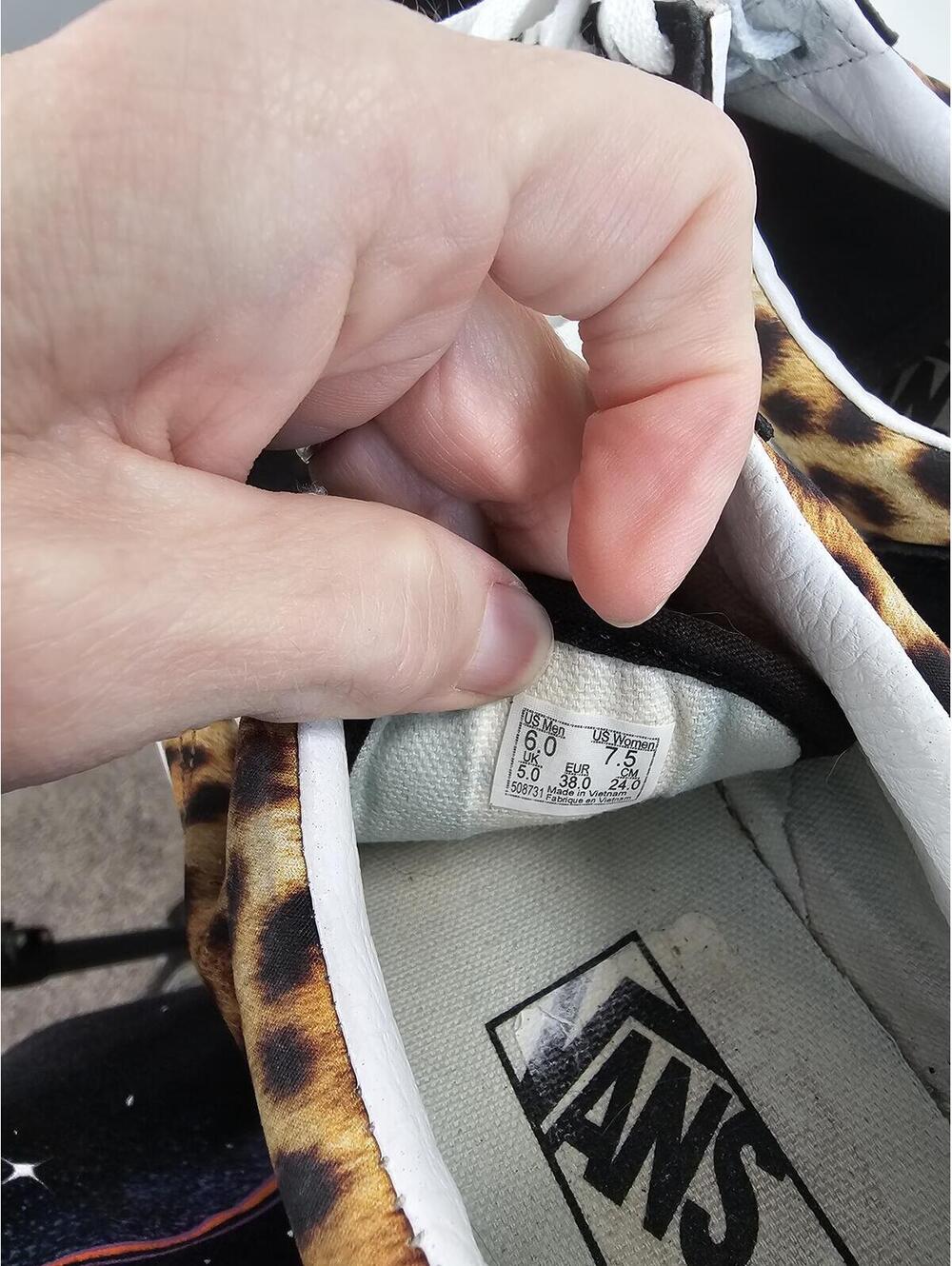 Vans Old Skool Leopard Print Black/White Skate Sneakers - Picture 13 of 14